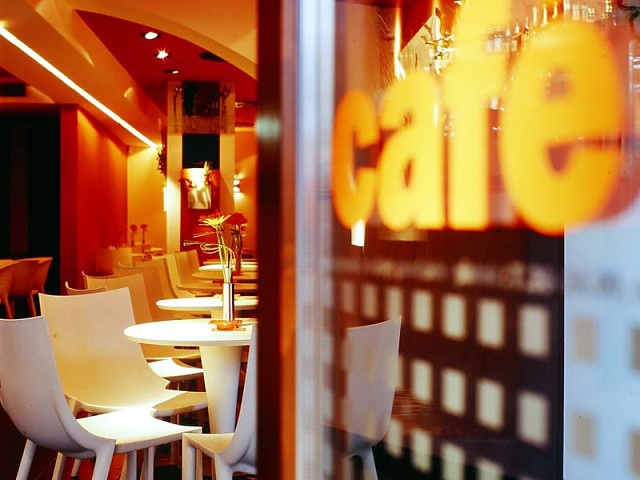 RESTAURACE CAFÉ CAFÉ